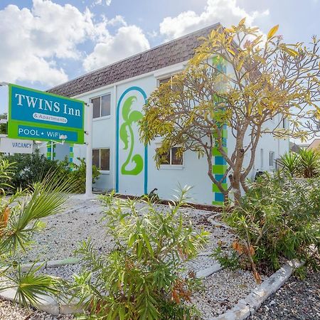Twins Inn & Apartments St. Pete Beach Exterior foto