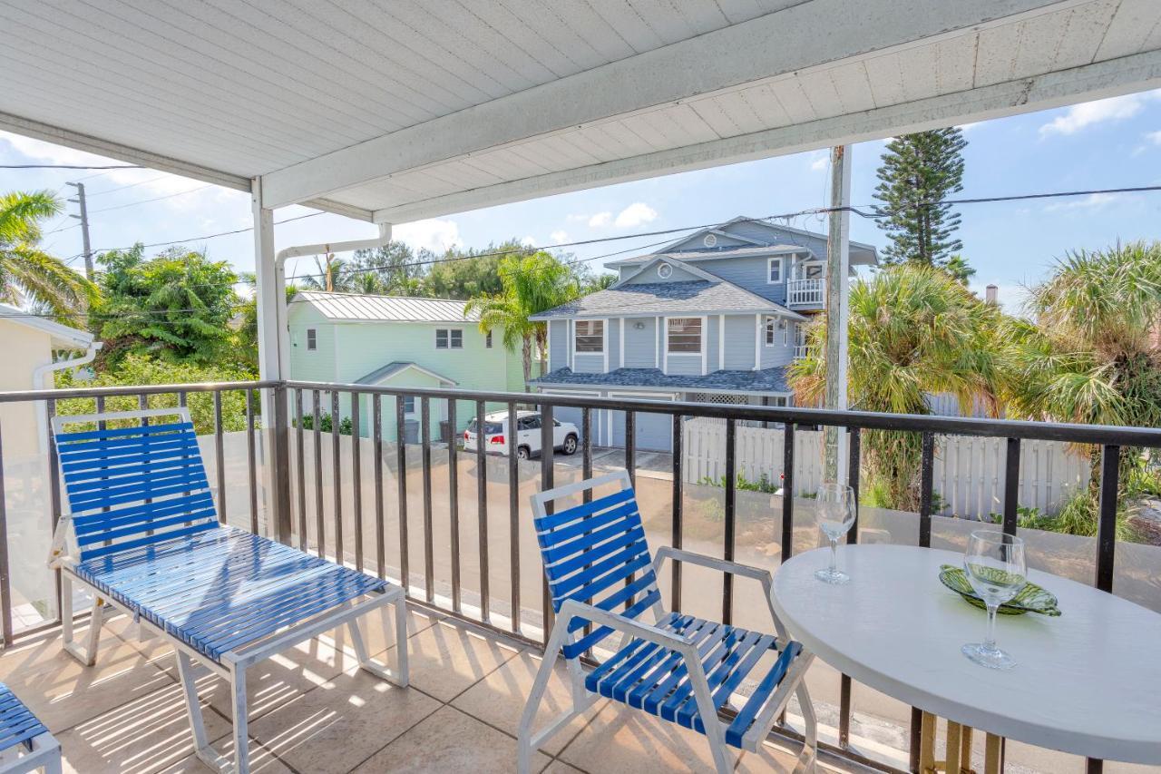 Twins Inn & Apartments St. Pete Beach Exterior foto